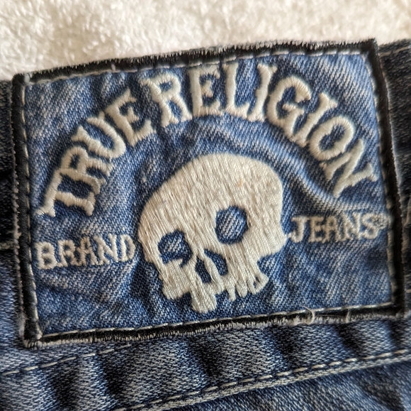 Sold Out True Religion girls size 7 Y2K k jeans perfect condition embroidered - Picture 3 of 6